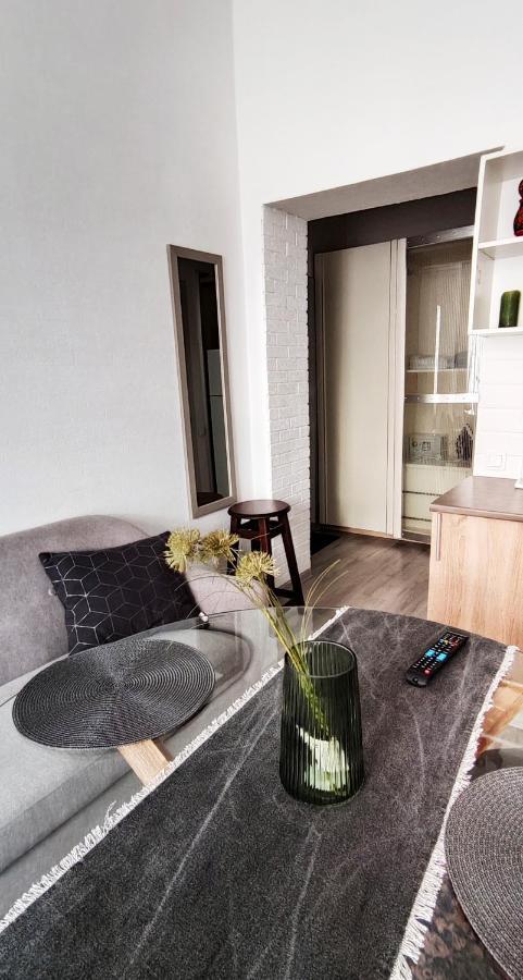 Flat in the city center Odessa Exteriör bild