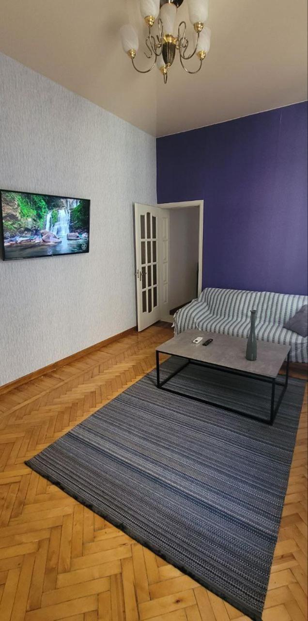 Flat in the city center Odessa Exteriör bild