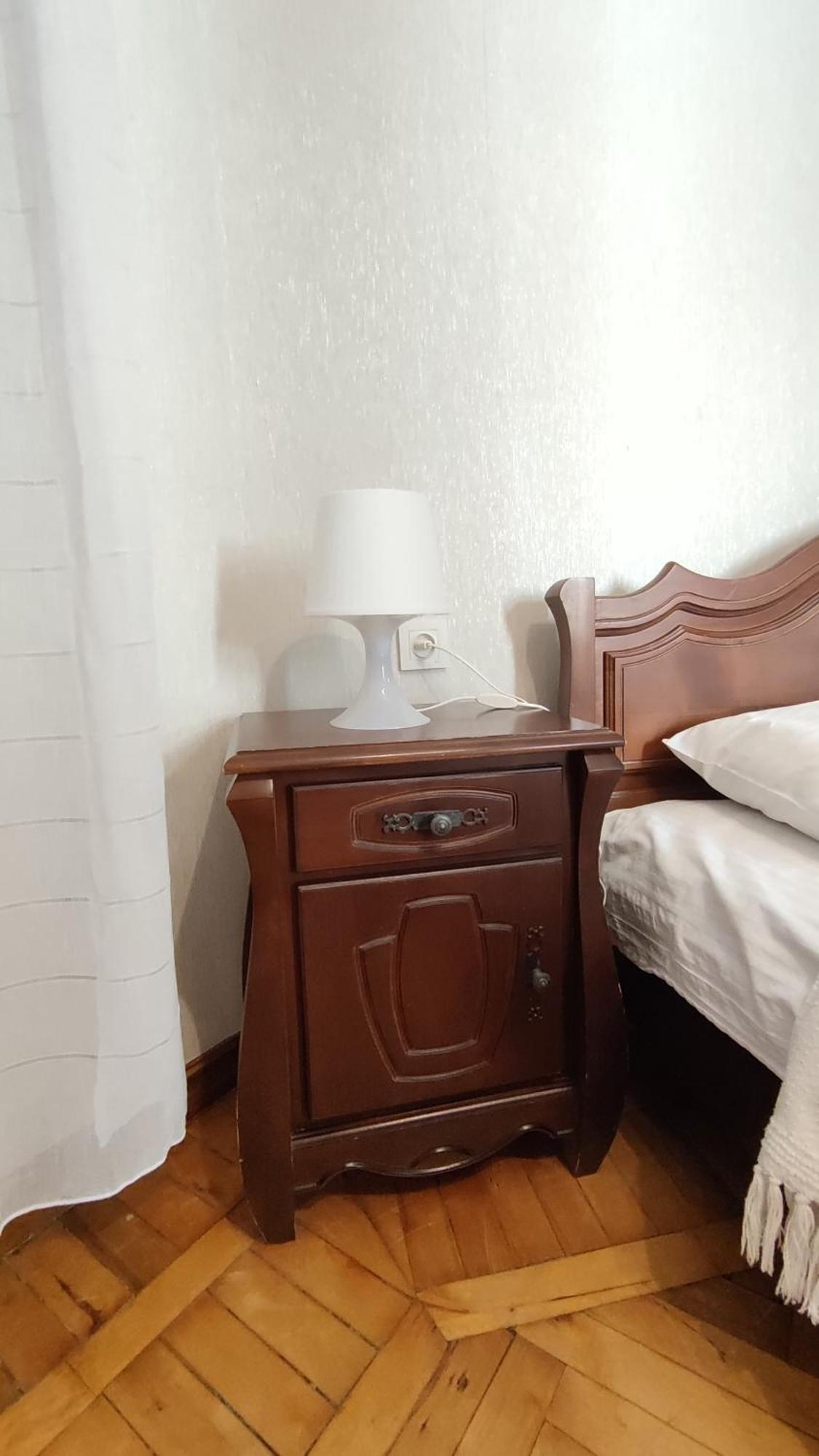 Flat in the city center Odessa Exteriör bild